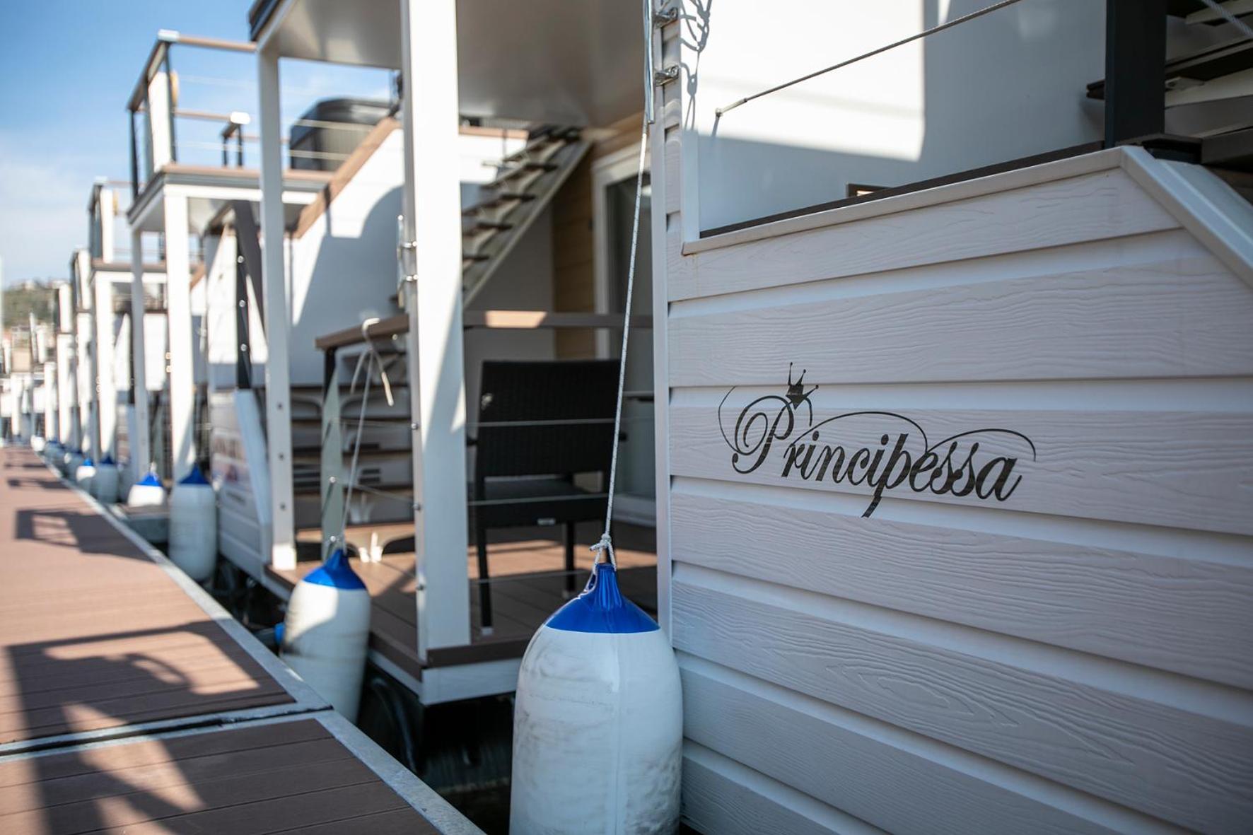 Dom wakacyjny Floating Sea House Principessa Portorož