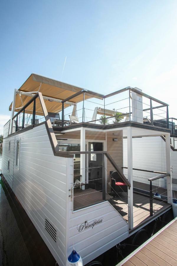 Casa vacanze Floating Sea House Principessa *