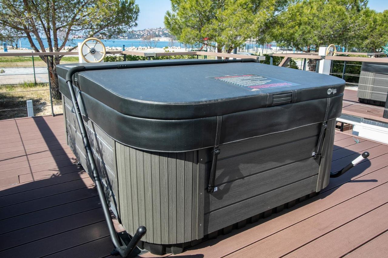 Dom wakacyjny Floating Sea House Principessa *